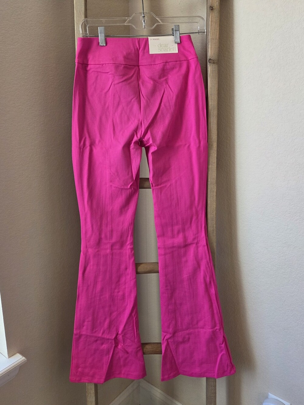 Dear Scarlett "Magic" Flared Leggings - Bright Pink - Picture 2 of 4